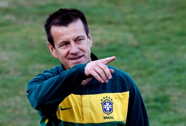 Dunga é o novo técnico da Seleção e será apresentado nesta terça-feira