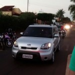 Populares protestam contra a baixa velocidade das vias que passaram a ser fiscalizadas por radar em Santa Cruz