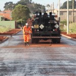 Continuam as obras de recapes asfálticos em Santa Cruz