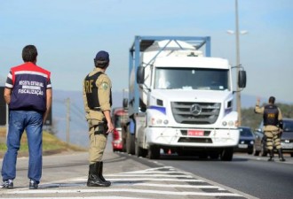Polícia Rodoviária Federal aumenta fiscalização em rodovias