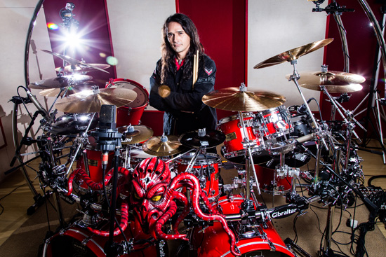 Workshop de bateria com Aquiles Priester’s acontece hoje em Santa Cruz