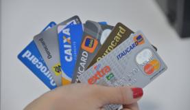Inadimplência com rotativo do cartão de crédito atingiu 38,9% em setembro