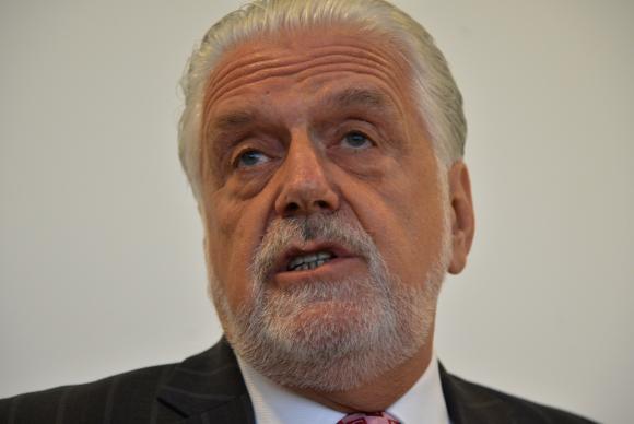 Jaques Wagner: decisão do STF sobre impeachment é “renascimento do governo”