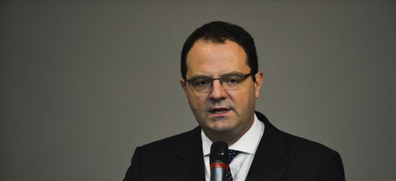 Demora na aprovação de reformas pode levar a medidas drásticas, diz Barbosa