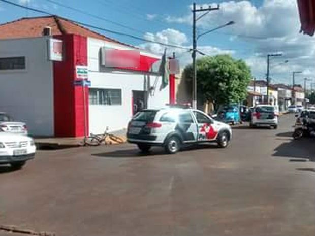 Quadrilha invade agência bancária em Ribeirão do Sul durante a tarde