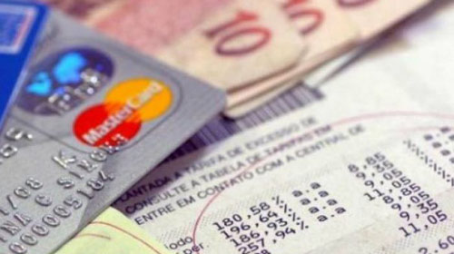 Inadimplência cresce e 60 milhões de brasileiros estão endividados