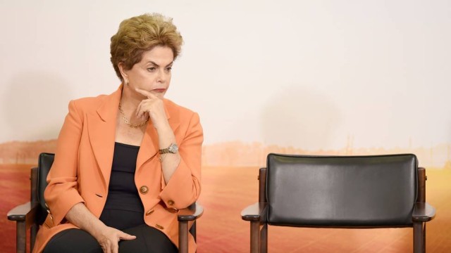 Dilma diz que acusações de Delcídio são ‘levianas’ e ‘mentirosas’