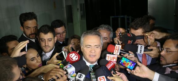 Renan diz que Senado não será parte da crise institucional, e sim solução