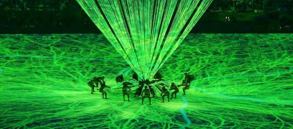 Show de luzes e mistura de ritmos dão o tom da abertura da Rio 2016