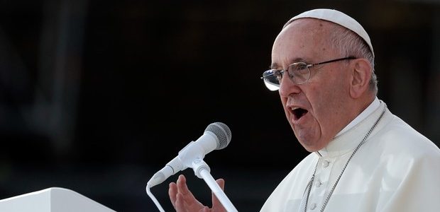 Papa pede que Jogos Olímpicos tornem o Brasil “mais justo e seguro”