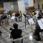 Atividades do projeto Orquestra Santa Cruz unem teoria e produção de repertório