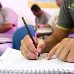 Programa de Educação de Jovens e Adultos do Estado (EJA) está com inscrições abertas