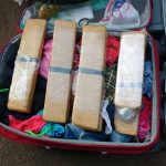 Mulheres acompanhadas dos filhos de 2 e 5 anos são presas por tráfico de drogas em Santa Cruz do Rio Pardo