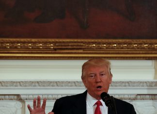 Donald Trump retira Estados Unidos do acordo nuclear com Irã