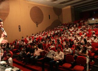 Estudantes da Emef Adelaide Racanello apresentam projeto curricular no Teatro Municipal de Ourinhos