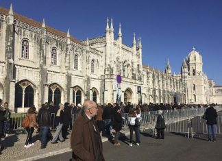 Portugal impede entrada de mais de mil brasileiros