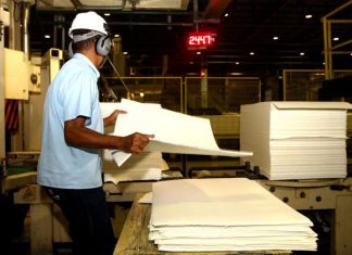 BC reduz previsão de crescimento da economia este ano para 1,6%