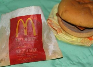 Canadense pede R$ 90 por lanche do McDonald’s comprado há 6 anos