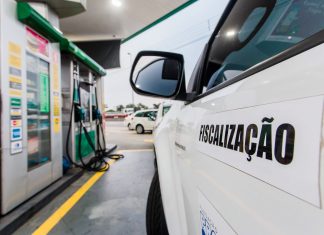Operação “De Olho na Bomba” fiscaliza 82 postos de combustíveis
