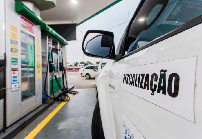 Blitz para fiscalização postos de Gasolina