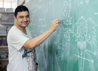 Educação confirma professores temporários na rede estadual