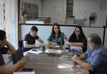 Prefeitura de Santa Cruz do Rio Pardo adquire sete ônibus para o transporte urbano