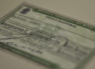 TSE diz que 2,6 milhões de títulos de eleitores estão irregulares