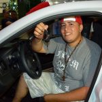 Felipe Dourado ganha o carro na promoção da ACE Conectada com Você