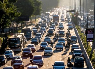 Relatório da Cetesb aponta queda de poluição por veículos no Estado de SP
