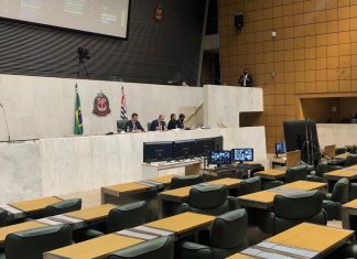 Doria deve sancionar multa para quem espalhar fake news sobre Covid-19