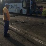 Acidente entre ônibus e carreta próximo a cidade de Taguaí faz vítimas fatais.