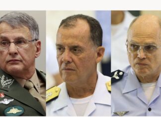 Comandantes do Exército, da Marinha e da Aeronáutica deixam cargos