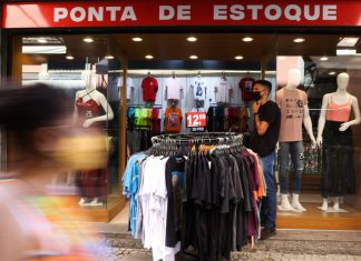 Desemprego cai para 13,7%, revela pesquisa do Ipea