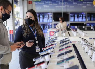 Agência Brasil explica direitos do cliente na hora de trocar produto