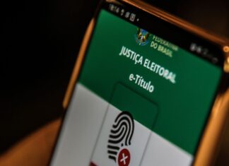 Ministro do TSE manda tirar do ar vídeo com fake news sobre e-Título