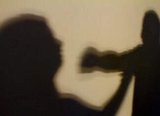 Feminicídio no DF é discutido em encontro de coletivo de mulheres