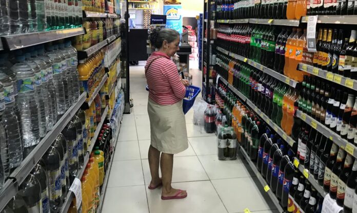 2022-05-10t165428z_1_lynxnpei490wy_rtroptp_4_brazil-economy-inflation