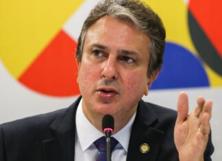 Ensino médio: consulta pública resulta em proposta de reestruturação