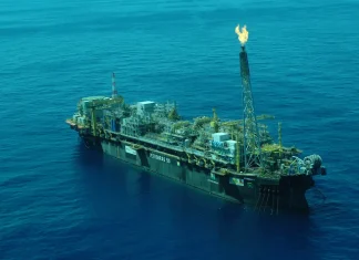 Produção nacional de petróleo cresce 3,9% em maio