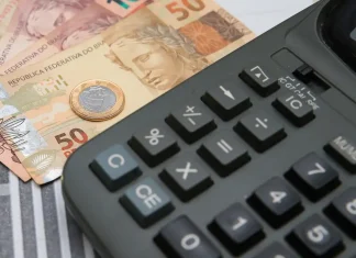 Apesar dos juros, consumo das famílias foi motor da economia no 2º tri
