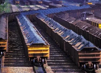 Brasil sobe no ranking de desempenho industrial, comemora Mercadante